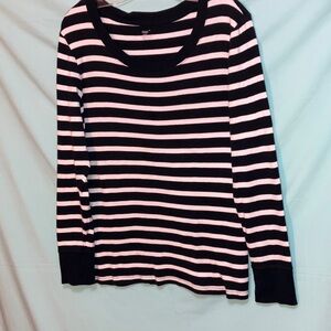 Old Navy Black and White Striped Crew Neck Top